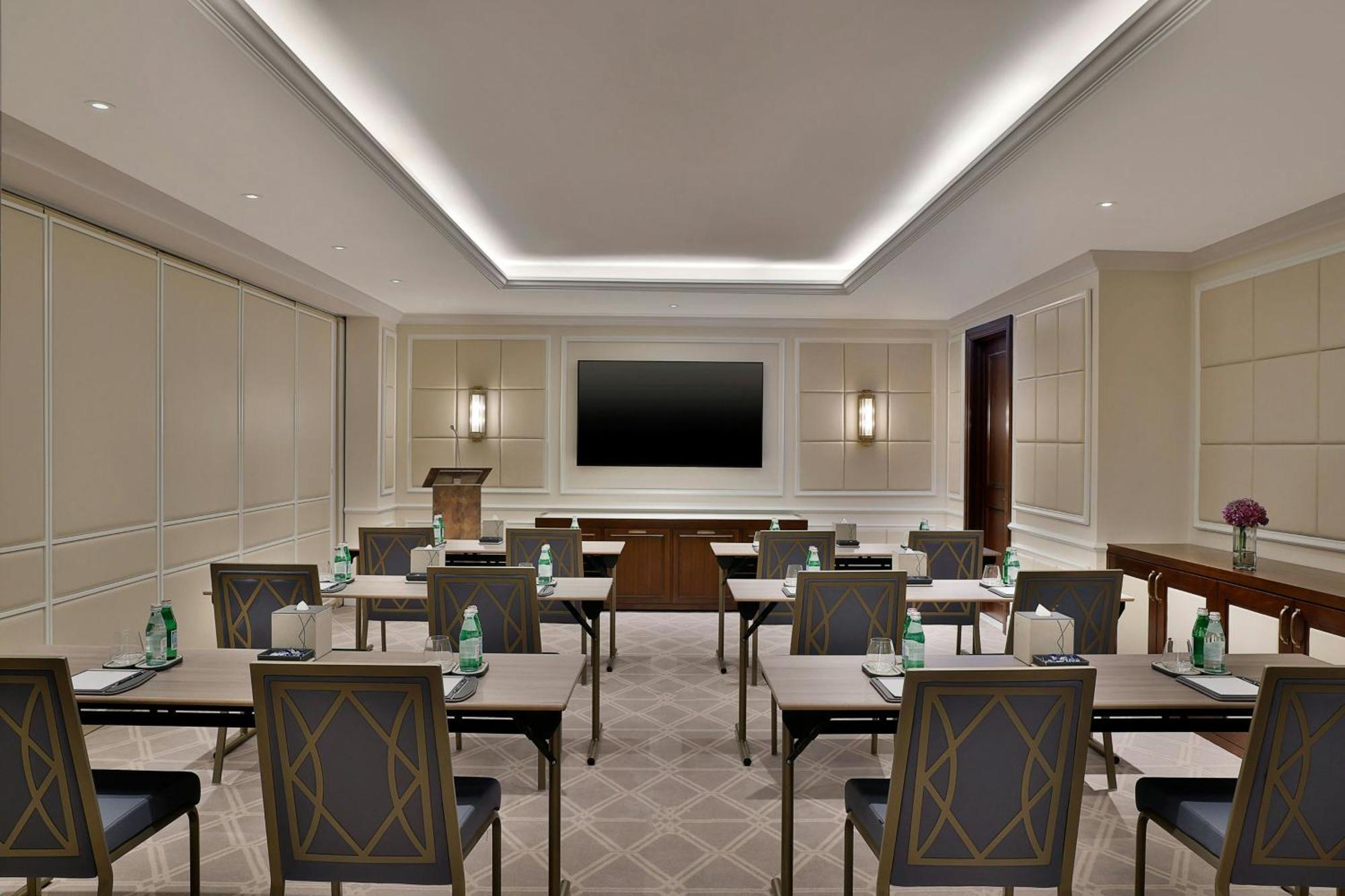 Отель The Ritz-Carlton, Амман Экстерьер фото Meeting room