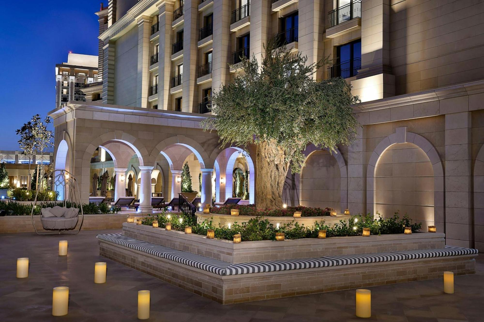 Отель The Ritz-Carlton, Амман Экстерьер фото The Westin Alexandria